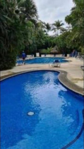 2 Habitaciones con alberca
